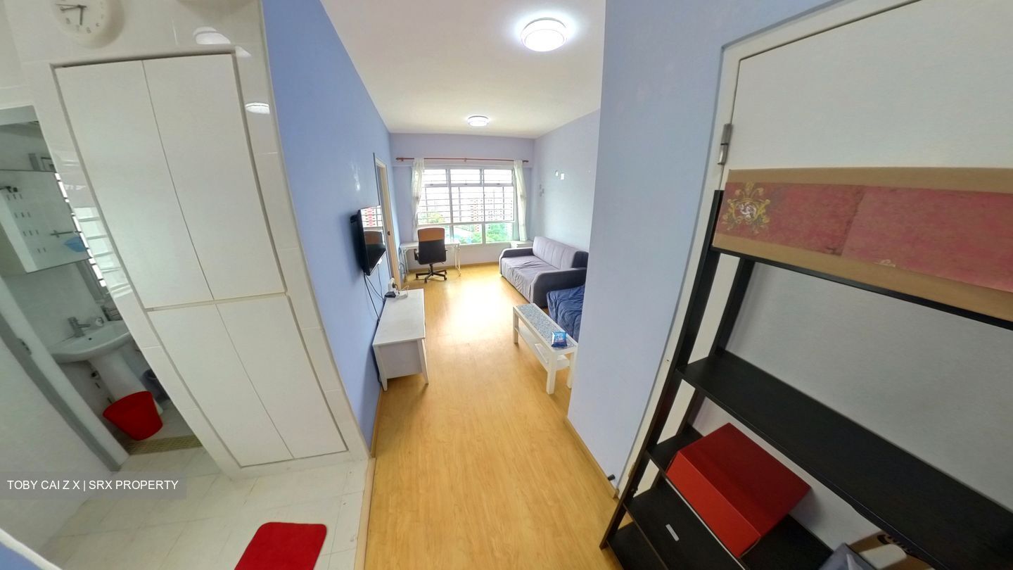 Woodlands Crescent thumbnail photo